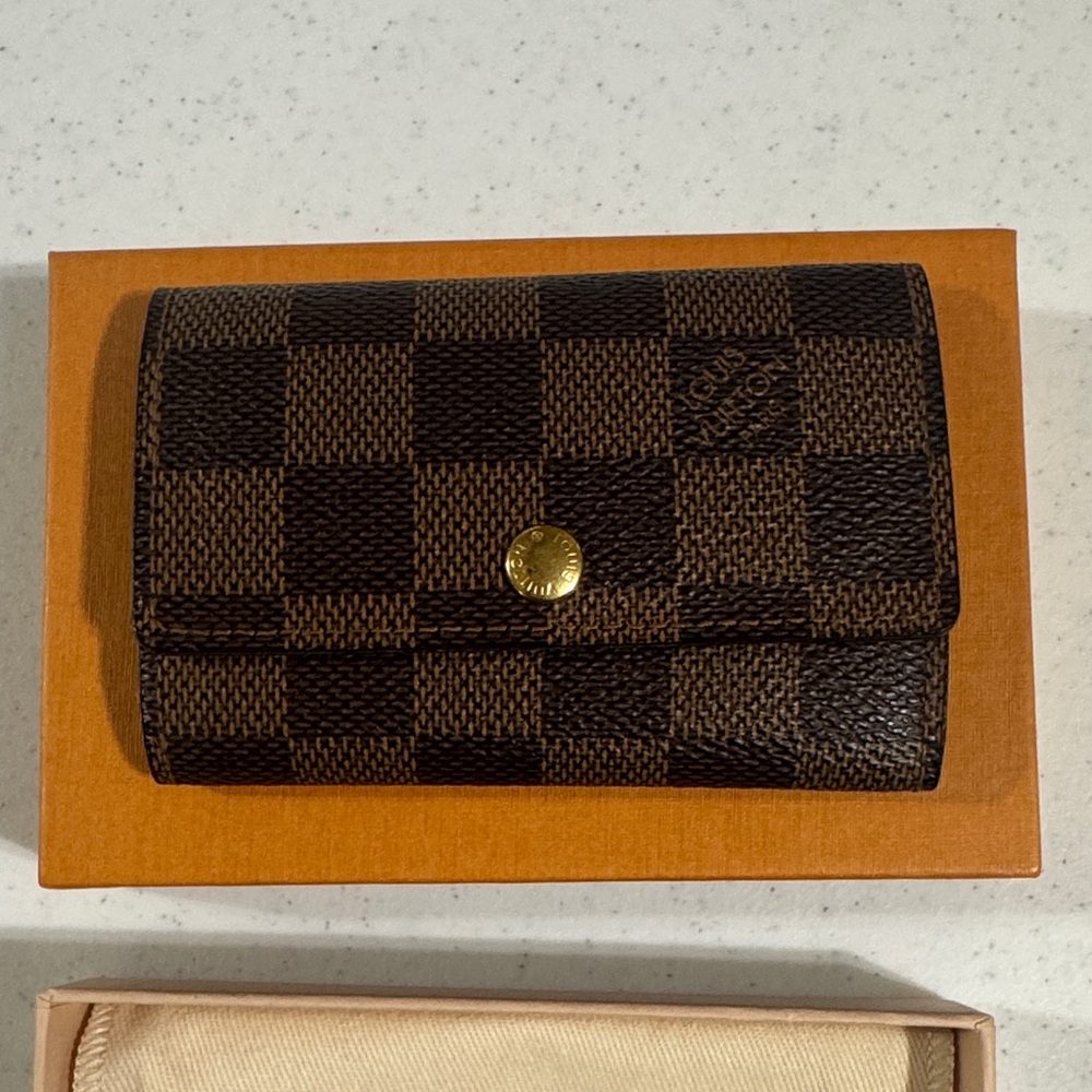 Louis Vuitton 6 Key Holder Damier Ebene Authentic with box and dust bag - Picture 2 of 10